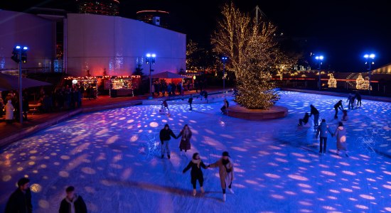 Eisdisko in der Autostadt, © Lennard Kuegler