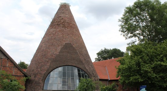 Die Glashütte Gernheim an der Mittelweser hat wieder geöffnet und zeigt Interessantes rund um die Herstellung von Glas., © Mittelweser-Touristik GmbH