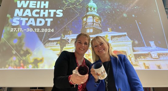 Weihnachtsstadt Pressekonferenz OB C. Kalisch und M.-G. Lansmann, © Hansestadt Lüneburg